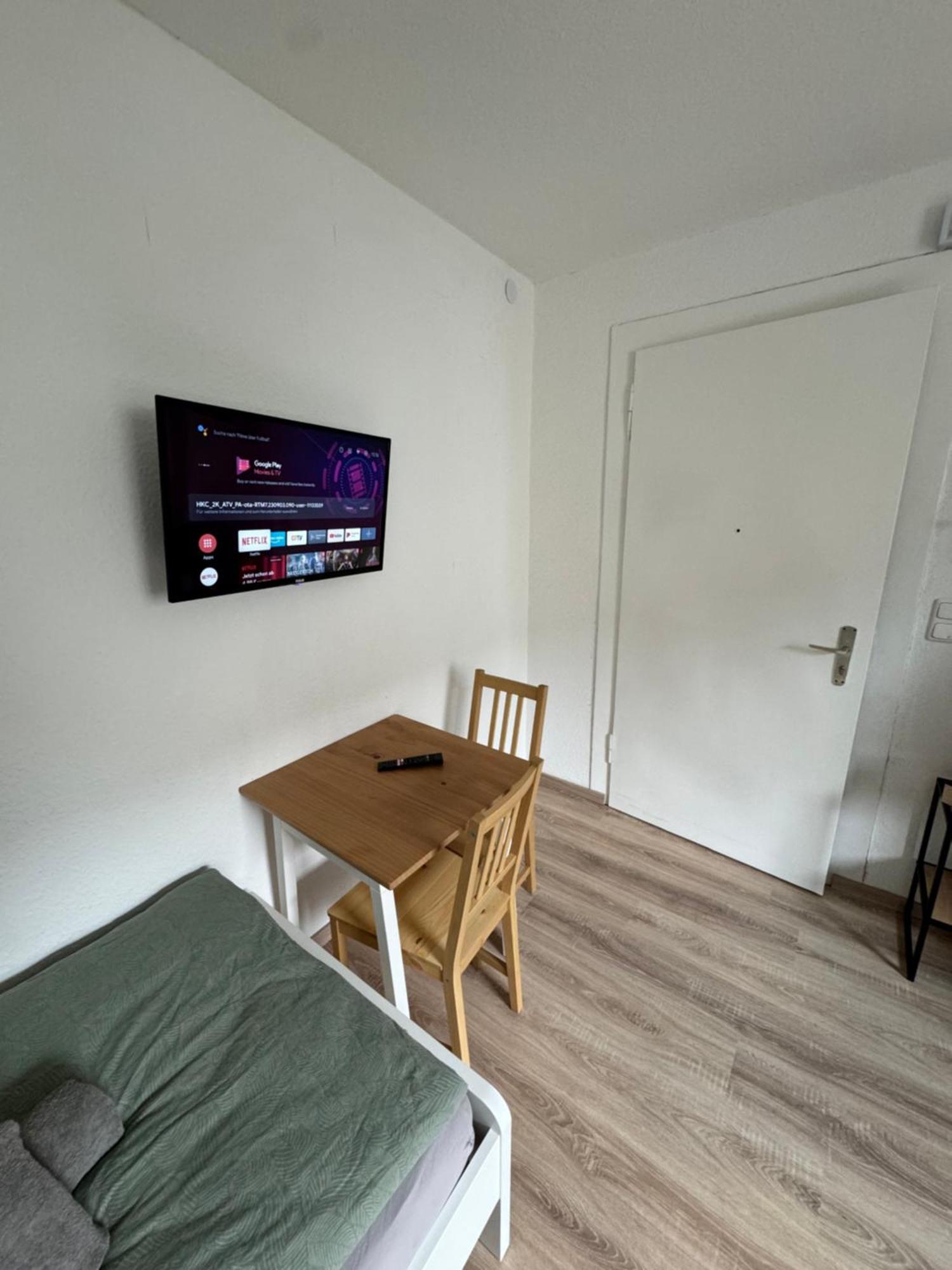 Guenstiges Apartment Gelsenkirchen Schalke Exterior photo
